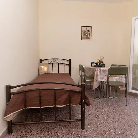 Vickys Family House Σταυρός